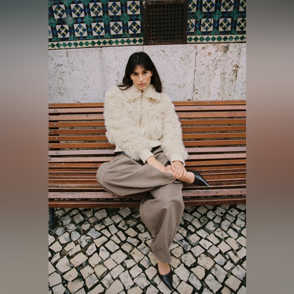 “Exclusive for 7 days “Beautiful Zara Lapel collar jacket